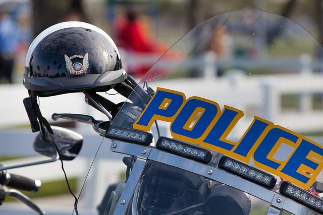 Connecticut Motorcycle Helmet Law: Ride Safely!