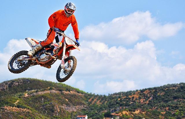 Perfect Fit: Motorcycle Gloves Sizing Guide